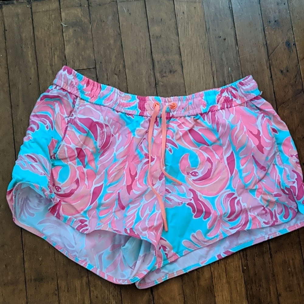 Lilly Pulitzer Luxletic Run Around shorts sz M